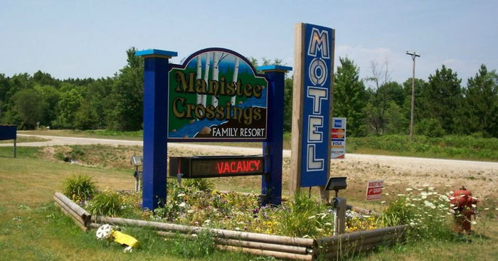Village Motel (Manistee Crossing Family Resort) - Web Listing (newer photo)